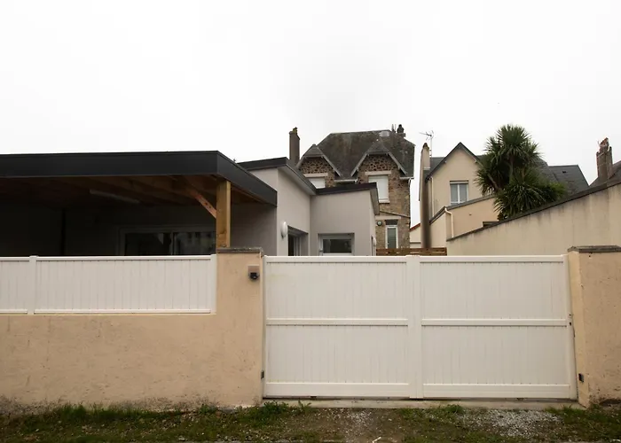 Petite Maison Cosy Granville